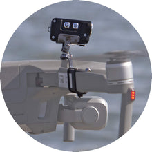 Laden Sie das Bild in den Galerie-Viewer, Roboterwerk M.O.N.A. Mavic: ein LED-Scheinwerfer für DJI Mavic Pro und Mavic 2 (Pro/Zoom/Enterprise)