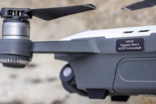 Laden Sie das Bild in den Galerie-Viewer, UAV-ID - Drohnen-Kennzeichen  e-ID, 20x11mm, Aluminium eloxiert verschiedenen Farben, hochwertige Laserbeschriftung