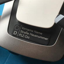 Laden Sie das Bild in den Galerie-Viewer, Roboterwerk Fahrzeug-Kennzeichen für Drohnen, Plakette wie auf KfZ - feuerfest, leicht, klein