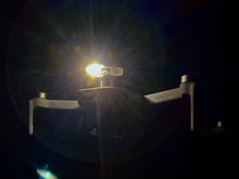 Laden Sie das Bild in den Galerie-Viewer, Roboterwerk - E.M.I.L.I.A. LED Beleuchtungssystem, für jede Drohne geeignet
