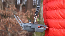 Laden Sie das Bild in den Galerie-Viewer, Roboterwerk Schultergurt mit waagrechter Aufhängung für DJI Mavic, Mavic 2, Mavic Air und Spark