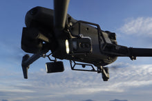 Laden Sie das Bild in den Galerie-Viewer, Roboterwerk – DJI Mavic 3 MONA 500 Dual, doppelte Beleuchtungs-LED, bis zu 1000 Lumen, neigbar (für DJI Mavic 3)