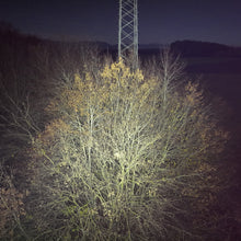 Laden Sie das Bild in den Galerie-Viewer, Roboterwerk – DJI Mavic 3 MONA 500 Dual, doppelte Beleuchtungs-LED, bis zu 1000 Lumen, neigbar (für DJI Mavic 3)