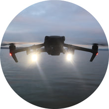 Laden Sie das Bild in den Galerie-Viewer, Roboterwerk – DJI Mavic 3 MONA 500 Dual, doppelte Beleuchtungs-LED, bis zu 1000 Lumen, neigbar (für DJI Mavic 3)
