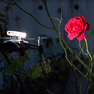 Roboterwerk O-Tello: eine LED-Beleuchtung für DJI Tello